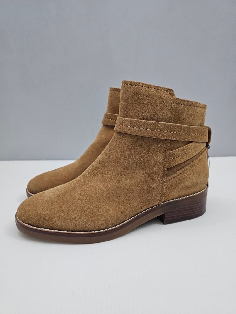Cole Haan Rosalyn Waterproof Ankle Boot Womens 7.5 Honey Tan Suede Low Heel NEW